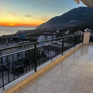 Harmony , Dhërmi Albanie